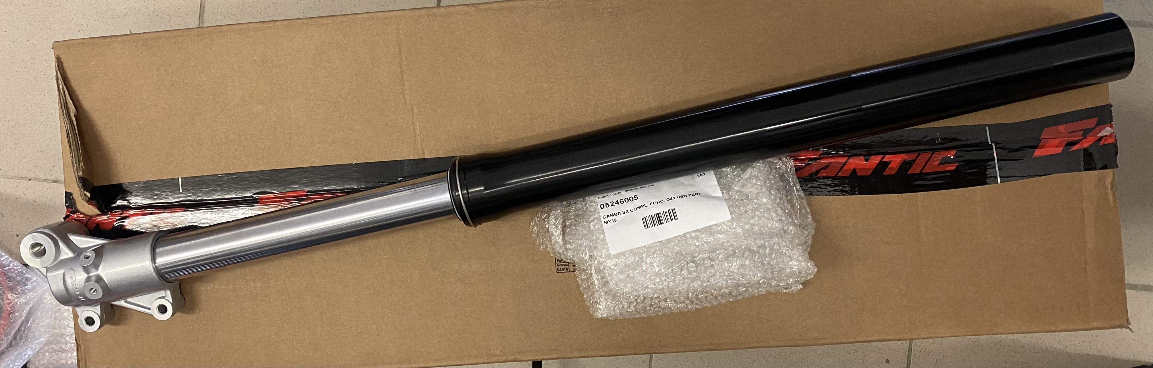 Ft85jbWHpi_FOURCHEDEFANTIC23950ZJHIOGN.jpg